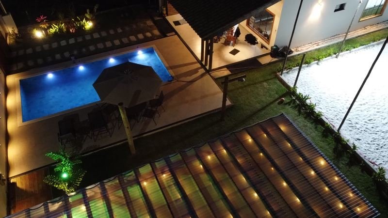 Area Externa Noite Drone